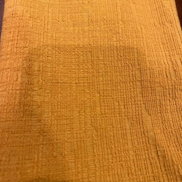 Madewell sleeveless gold textured material top with buttons medium - Picture 4 of 8